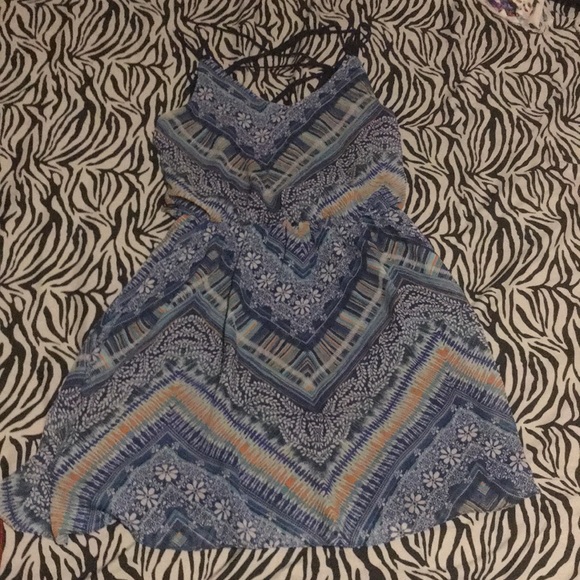 Women’s dress - Picture 1 of 1